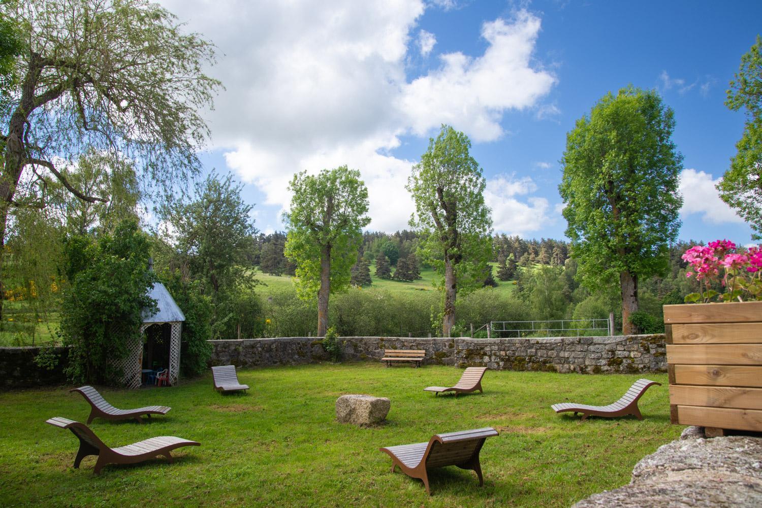 Gite De La Grange - Domaine De Coulagnettes Serverette Buitenkant foto